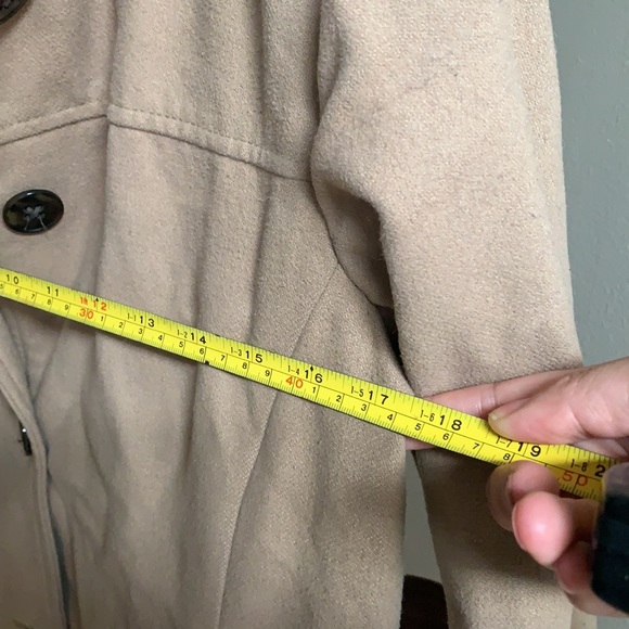 Banana republic tan wool coat - Picture 6 of 9